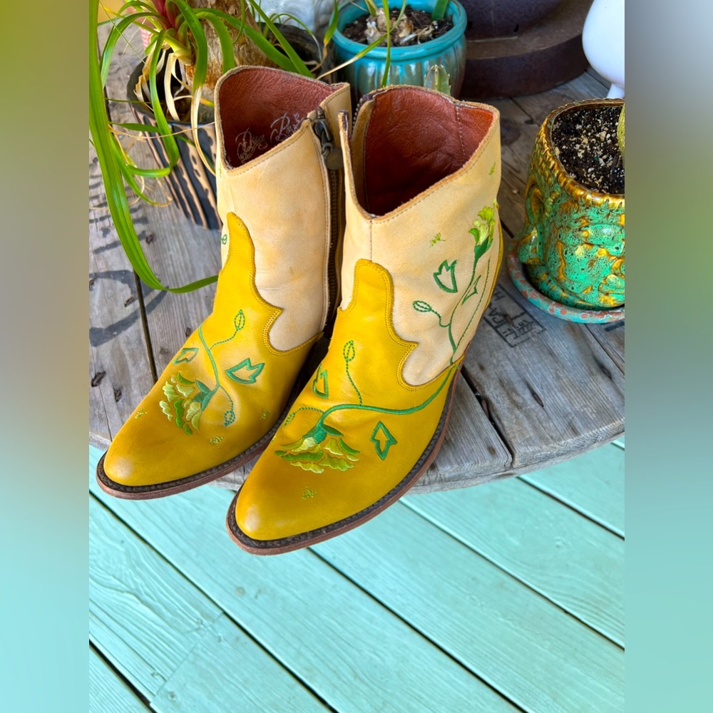 Dan Post Floral Western Boots Booties